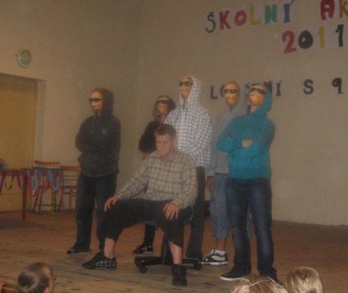 Akademie 2011&nbsp;- 7.třída - tančící opičky.